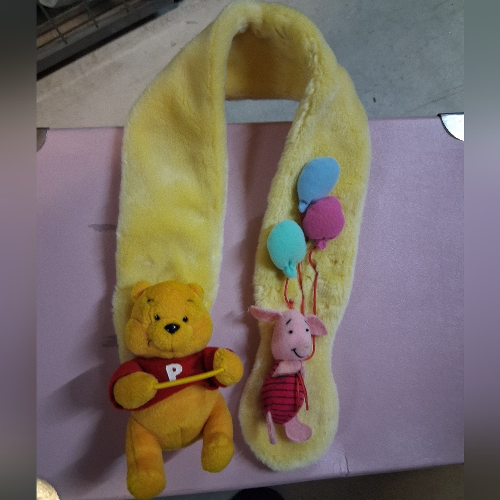 Disneyland Tokyo Vintage Winnie the Pooh & Piglet Plush Kids Scarf OS